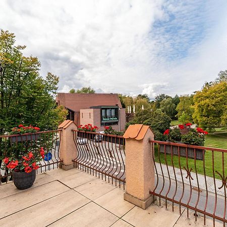 Hotel Pod Zamkiem Olsztyn  Esterno foto